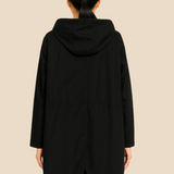 Długi płaszcz damski z kapturem – lekki płaszcz przeciwdeszczowy na wiosnę i jesień