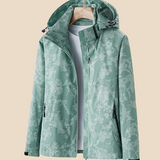 Kurtka damska softshell z kapturem – lekka, wodoodporna kurtka na każdą pogodę