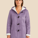 Damski płaszcz z kapturem i podszewką z miękkiego futerka