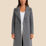 Długi elegancki płaszcz damski dwurzędowy z kołnierzem