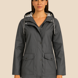 Kurtka przeciwdeszczowa damska z kapturem – lekka parka na wiosnę i jesień