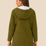 Damski płaszcz z kapturem i podszewką z miękkiego futerka