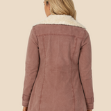 Kurtka damska z kożuszkiem – ciepła, modna kurtka na jesień i zimę