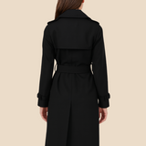 Damski klasyczny trencz z paskiem i klapami