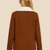 Kurtka damska z kożuszkiem – ciepła, modna kurtka na jesień i zimę