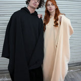 Ciepłe ponczo z kapturem z miękkiego polaru