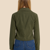 Kurtka damska zamszowa ramoneska – stylowa kurtka biker na każdą porę roku