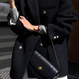 Damska elegancka marynarka dwurzędowa z guzikami