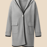 Stylowe ponczo damskie z kapturem i guzikami – eleganckie okrycie na jesień i zimę