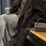 Elegancki długi płaszcz damski oversize z wełną