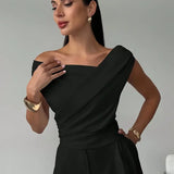 Elegancki top damski z odkrytymi ramionami i drapowaniem