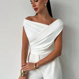Elegancki top damski z odkrytymi ramionami i drapowaniem