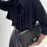 Elegancka koszula damska plisowana z kołnierzykiem