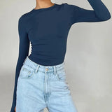 Dopasowany top damski z długim rękawem i marszczeniem