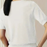 Dzianinowy t-shirt damski z krótkim rękawem – elegancki basic