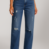 Damskie jeansy z prostą nogawką i przetarciami