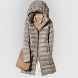 Lekka pikowana kurtka damska z kapturem – ciepła i stylowa na zimę