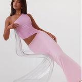 Sukienka maxi z wycięciem na biodrze i odkrytymi plecami