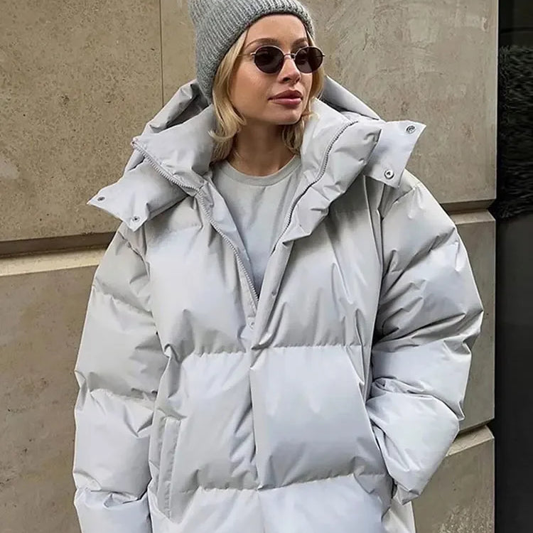 Pikowana kurtka zimowa oversize z kapturem i stójką