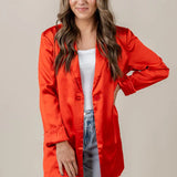 Damska satynowa marynarka o luźnym kroju