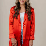 Damska satynowa marynarka o luźnym kroju