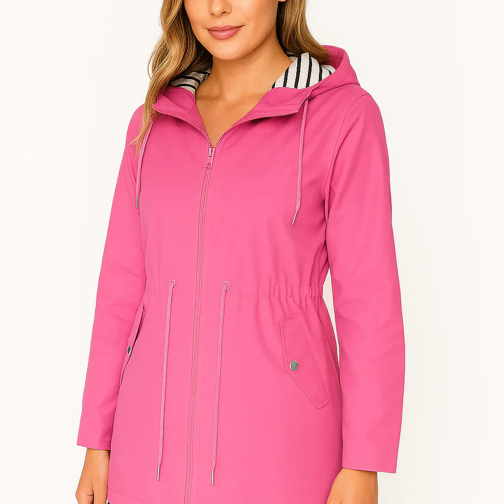 Kurtka damska przeciwdeszczowa z kapturem – lekka parka na wiosnę i jesień