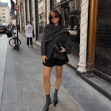 Damskie ponczo z szerokim kołnierzem w stylu eleganckim