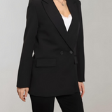 Damska marynarka oversize z guzikami i kieszeniami