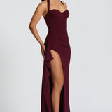 Elegancka sukienka maxi z rozcięciem i gorsetowym dekoltem