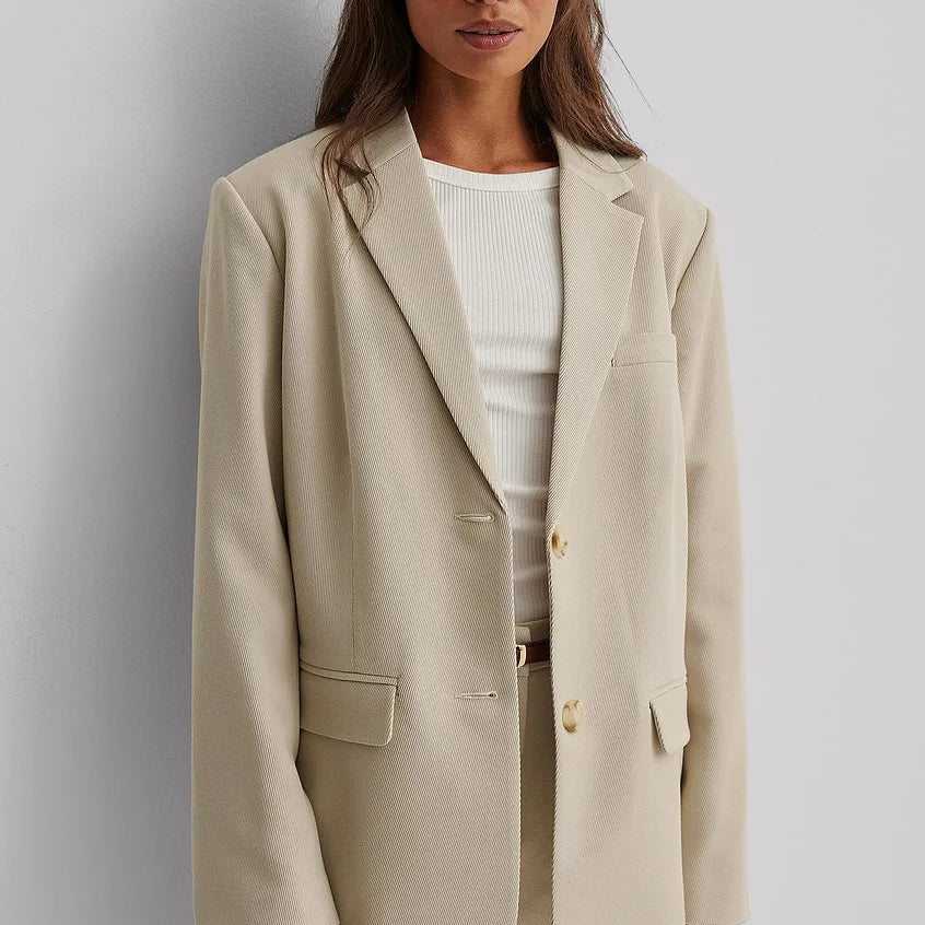 Damska elegancka marynarka oversize w stylu klasycznym