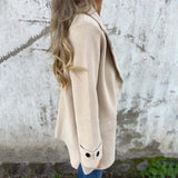 Damski klasyczny płaszcz z kołnierzem i guzikami